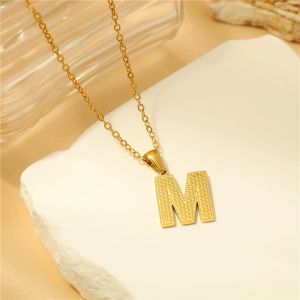 English Letter Initial Necklace 18K Gold Plated Necklace Stainless Steel Letter Pendant Necklace for Women