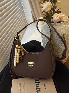 กระเป๋าสะพายข้างผู้หญิง กระเป๋าใต้วงแขนสุดเก๋ไก๋ กระเป๋าสะพายข้างแบบสะพายข้าง กระเป๋าสานสำหรับเดินทาง กระเป๋าหนัง PU สีพื้น