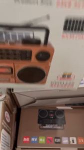 Đài FM Radio FP-2382-S bắt được Bluetooth kết nối USB thẻ nhớ âm thanh hay có năng lượng mặt trời