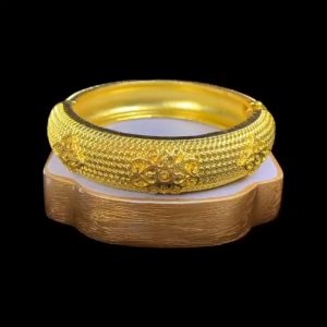 กำไลข้อมือล้านนา กำไลเจ้านาง กำไลฟ้อนรำ กำไลออกงานมงคล เครื่องประดับชุดไทยต่างๆ