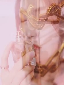 EAU DE Parfum Women Perfume Long Lasting 50ml 英皇家自由之水金箔香水女士花香清新淡香