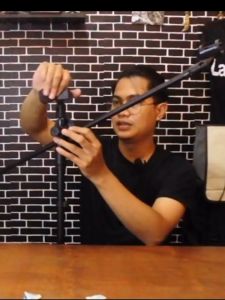 Tiang mic tinggi Stand Mic Lantai Boom Floor Mic Stand 2 mic holder - Premium Quality