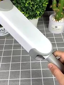 MLADEN Lint Remover Brush Multifunctional Lint Removal Tool Pet Hair Fur Remover Cleaning Brushes Dust Cleaner Travel Magic Dust Self Cleaner