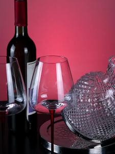 Scandinavian Style Wine Glass High-stemmed