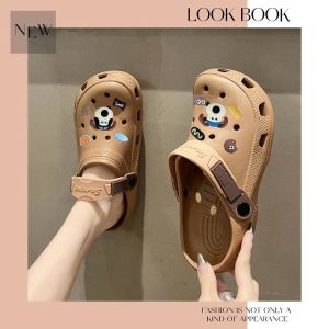 LHMonday  สินค้างานดีเข้าใหม่ รองเท้าแตะหัวโตแฟชั่น งานสวย งานปัง ทรงดี รุ่นนี้พร้อมส่งหลายสีให้เลือกซื้อ ตัวรองเท้าน้ำหนักเบาใส่สบาย รุ่นนี้ขอแนะนำเลย
