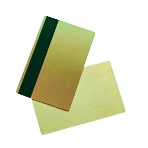 การ์ดธุรกิจเหล็กกล้าไร้สนิม1ชิ้นพร้อมช่องใส่ชิปและแม็กสมาชิกภาพโลหะแบบแถบแม่เหล็กบัตรควบคุมการเข้าถึงไม่มีแถบเซ็นชื่อ