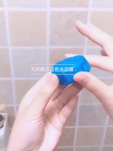 จัดส่งจากกรุงเทพ น้ำยาล้างห้องน้ำ ดับกลิ่นสี่เหลี่ยม แพ็คละ 10 ชิ้น ก้อนดับกลิ่นชักโครก ฆ่าเชื้อ ขจัดคราบและลดกลิ่นสุขภัณฑ์ บลูสแควร