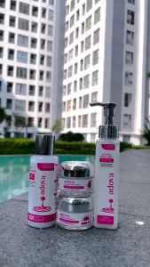 ADOVA Glowing Facial Wash dengan Niacinamide dan Hentowhite AF 105 ml