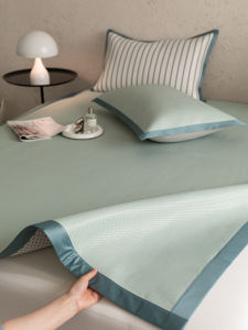 ชุดผ้าไหมน้ำแข็งฤดูร้อน 3 ชิ้น ผ้าปูที่นอนระบายอากาศได้ดี ผ้าไหมน้ำแข็งอ่อนพับได้สำหรับใช้ในบ้าน ผู้ชายและผู้หญิง