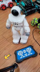 Robot Điều Khiển Từ Xa Di Chuyển Như Người Thật -Quà Tặng Sinh Nhật Cho Bé