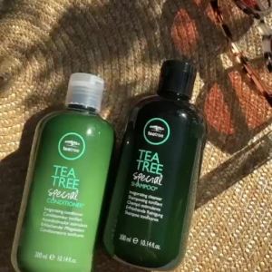 DẦU XÃ HỖ TRỢ TRỊ GÀU KHÁNG KHUẨN TEA TREE SPECIAL CONDITIONER