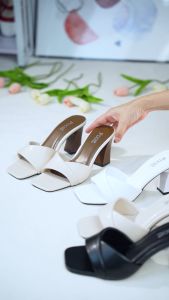 [Form nhỏ] Guốc Cao Gót 7cm Quai Ngang Pixie H090