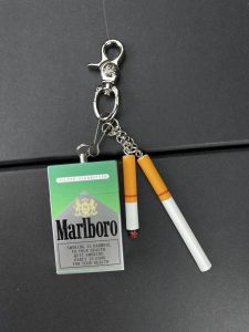 Portable Mini Ashtray Street Style Keychain Bag Pendant CGYYD Personalized Ash Box Pull Type Key Holder Fashion Accessory