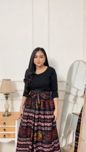 ROK BATIK MAYUNG PANJANG POLYKATUN BAWAHAN WANITA MOTIF SONGKET MERAH