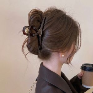 Retro Brown Large Hair Clip
