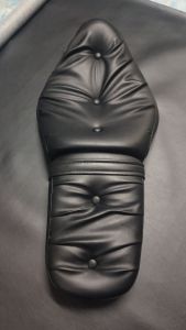 เบาะรีเบล300เบาะรีเบล500 ทรงclub style (เบาะใส่ได้เลยโดยใช้เพลทตัวล็อคท้ายเดิมสลับมาใส่เบาะอันใหม่) seat rebel 300500