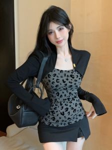 GUZILIAN | Retro Leopard Print Splice Long Sleeve Base Shirt Korean Style Square Collar Fake Two-Piece Top Fashionable Elegant Ladylike
