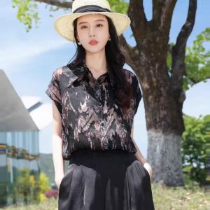 Elegant Short Sleeve Silk Shirt Womens Fashionable Turn-down Collar Floral Print Commute Style Regular Fit UV Protection