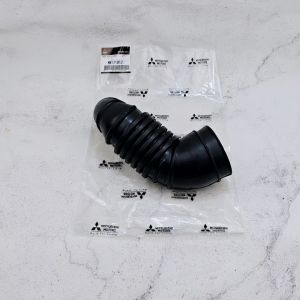 SELANG UDARA MITSUBISHI L200 TRITON PAJERO SPORT TAHUN 2007-2015 MN171012