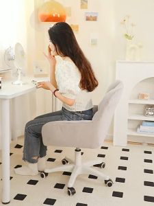 เก้าอี้สำนักงาน เก้าอี้โต๊ะเครื่องแป้ง หนานุ่ม ล้อเลื่อน ปรับหมุน คุณภาพดี Office Chair