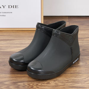 Fashionable Short Tube Womens Rain Boots Waterproof Non-Slip Kitchen Shoes Thick Bottom Durable Warm PVC Material EVA Sole