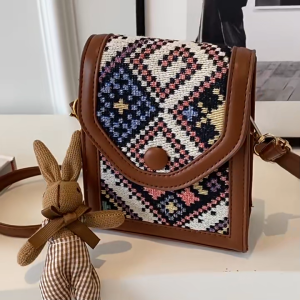 Women Shoulder Bag Fashionable Small Square Crossbody Bag for Commuting with Coin Pocket Phone Key Holder