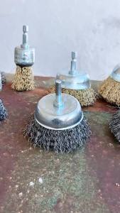 Wire Brush Wheel Cup Brush Set10 Pack Coarse Crimped 1/4 Inch Shank Wire Wheel for Drill Attachment