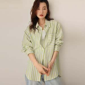 เสื้อเชิ้ตผู้หญิงลายทางสไตล์ลำลอง ทรงหลวม แขนยาว คอกลม ผ้าโพลีเอสเตอร์และผ้าฝ้ายผสม ฤดูใบไม้ผลิ 2023 ของ Jiazhu Li