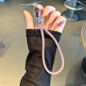 Dây Đeo Điện Thoại Di Động Đính Đá Pha Lê Lấp Lánh Chống Mất Kèm Móc Khóa Dành Cho iPhone Phụ Kiện Thời Trang Cá Tính
