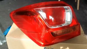 Đèn hậu ngoài Chevrolet Cruze(15-20) hàng đẹp