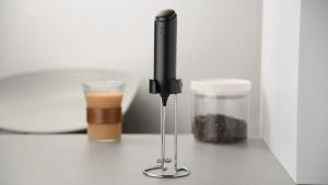 Milk Frother Handheld Electric Milk Frothers with USB Rechargeable Stand For Matcha Coffee Lattee Cappuccino Marker