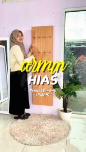 Adapta - Kaca Cermin Hias Pajangan Kamar Tidur Aesthetic Tempel Dinding - Cermin Minimalis T150 cm