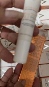 Kem chống nắng ngăn ngừa thâm námđốm nâunếp nhăn Vichy Capital Soleil Age Daily SPF50 15ml (tuýp)