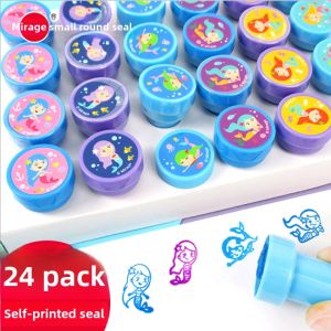 Adorable round Childrens Stamp Eco-Friendly Washable Prizes for Boys And Girls Kindergarten Rewards Car Animal Designs