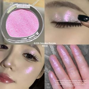 Light-enhancing Natural-looking Fine Shimmer Highlighter