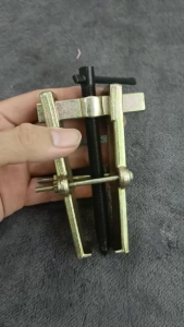 Vam cảo bạc đạn 2 chấu (2 đầu) YETI cỡ 4"icnh - 100mm dùng tháo vòng bi bạc đạn bánh răng puli khớp nối