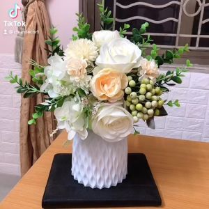 Hoa giả bình hoa mix trắng kem cao 33cm trang trí nhà cửa cửa hàng lớp học văn phòng trang trí tiệc sự kiện