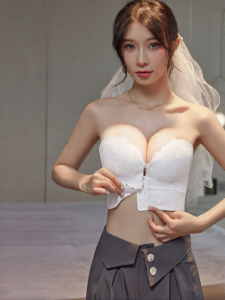 MITAOBEI | Anti-slip Clumping Bralette with Dual Front Buckles Strapless Invisible Bra