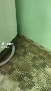 [OL] Klinbos Porselen 1 Liter Penghilang Noda Kamar Mandi Pembersih Kerak Keramik Toilet