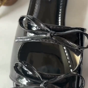 Midhi Enzy Sandal Wanita Flat Sandal Sehari hari Kekinian Elegant Nyaman
