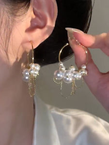 Exquisite Luxury Pearl Tassel Earrings for Women New Fashionable Alloy Gold Plated Silver Jewelry High Class Elegance