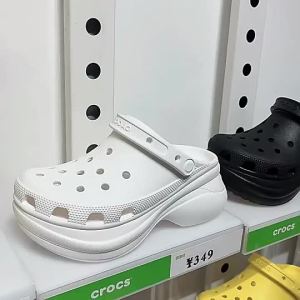 รองเท้า cross แท้  Cross Classic Bae Clog  แท้  100% ใหม่เสื้อท็อปนาฬิกาข้อมือคลาสสิกสําหรับผู้หญิง