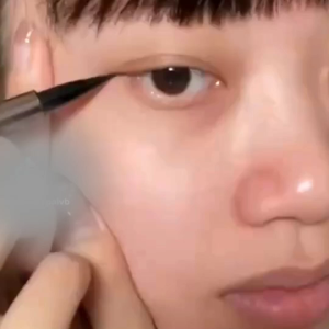 A061 อายไลนเนอร์ ด้ามดำ อายไลเนอร์ อายไลเนอ ที่กรีดตา ไอไลเนอ กันน้ำ กันเหงื่อ ตาเฉี่ยว eyeline ที่เขียนตา เขียนง่าย กรีดตา หางตา