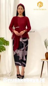 Setelan Kebaya Modern Model Aurora Selendang Brukat Tile Set Rok Lilit Batik / Baju Kebaya Untuk Lamaran Tunangan Akad Nikah Kondangan Seragaman Pesta Wisuda Sekolah Kartinian Keja Natal Lebaran Imlek Paskah ( Ceruty ) Nusa Kebaya Terlaris