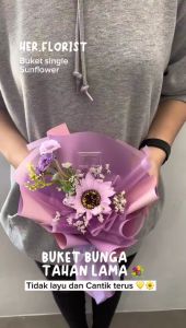 HER.FLORIST [SUNFLOWER] Single Soap & Dried Flower Bouquet/Buket Bunga Sabun Matahari & Bunga Kering/ Buket Bunga Matahari / Buket Wisuda