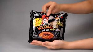 [SET 10 GÓI] - PALDO - Mì xào Koreno Volcano gói 2 vị: Gà cay Gà cay phô mai Mì xào khô Koreno Volcano Paldo (118g/gói)