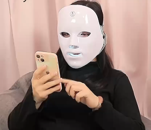 Led Mask Photon Therapy Alat Perawatan Wajah 7 Light Warna Led Mask Photon Therapy Rechargeable Facial LED Mask