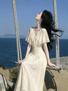 Flattering Elegant Lace Spliced Dress