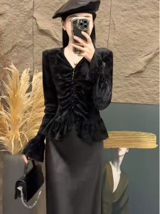 chaqi | Velvet Shirt Womens Autumn Design Slim Fit French Style Base Top V-neck Bell Sleeve Long Sleeve Mid-length Commute Style