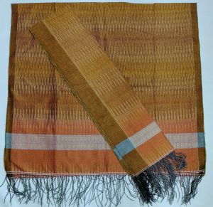 Hiou tapak catur pakaian adat wanita Simalungun